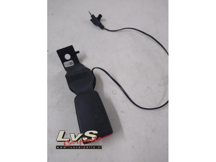 Opel Astra Rear seatbelt buckle, centre