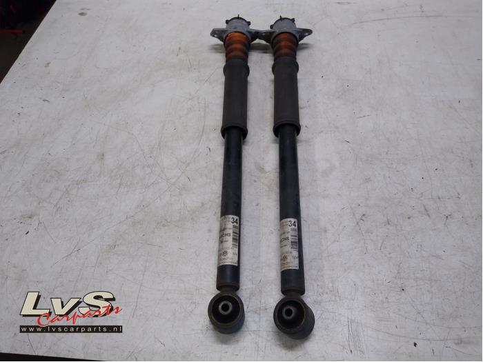 Volkswagen Polo Shock absorber kit