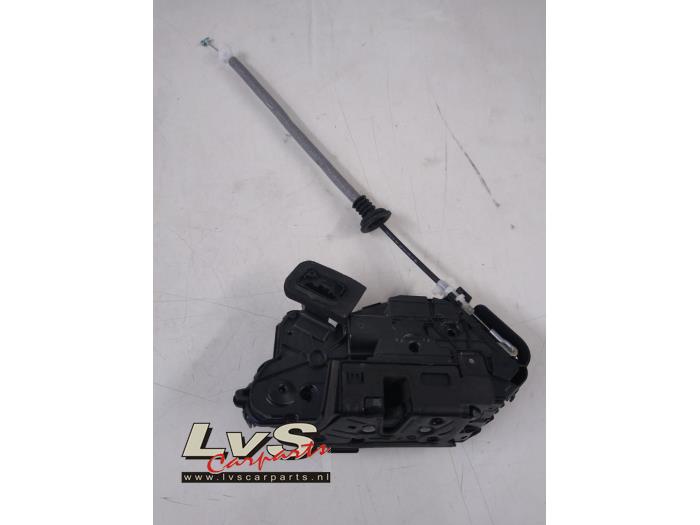 Skoda Fabia Deurslot Mechaniek 4Deurs links-voor