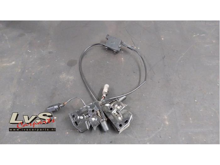 Audi A1 Bonnet lock mechanism