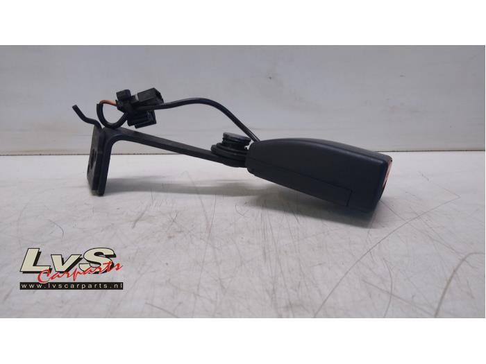 BMW 3-Serie Sicherheitsgurt Schließe links hinten