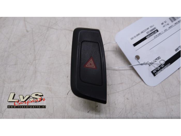 Audi A4 Panikbeleuchtung Schalter