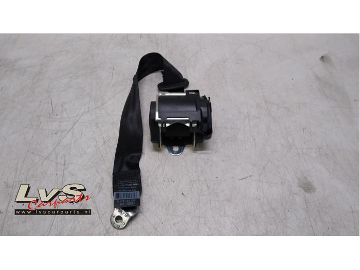 Audi A4 Ceinture de sécurité arrière centre