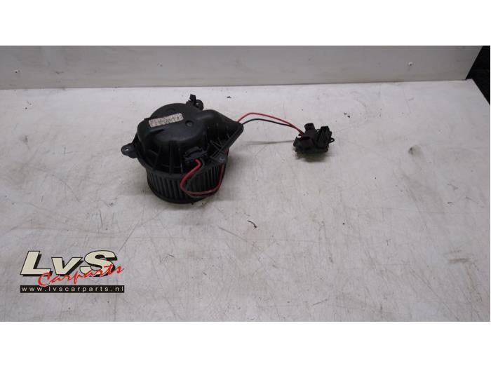Opel Vivaro Moteur de ventilation chauffage