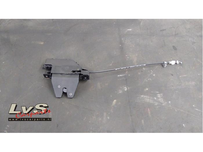 BMW 1-Serie Schließmechanik Kofferraumklappe