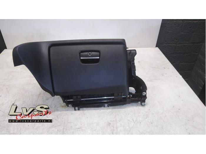 BMW 1-Série Boîte à gants