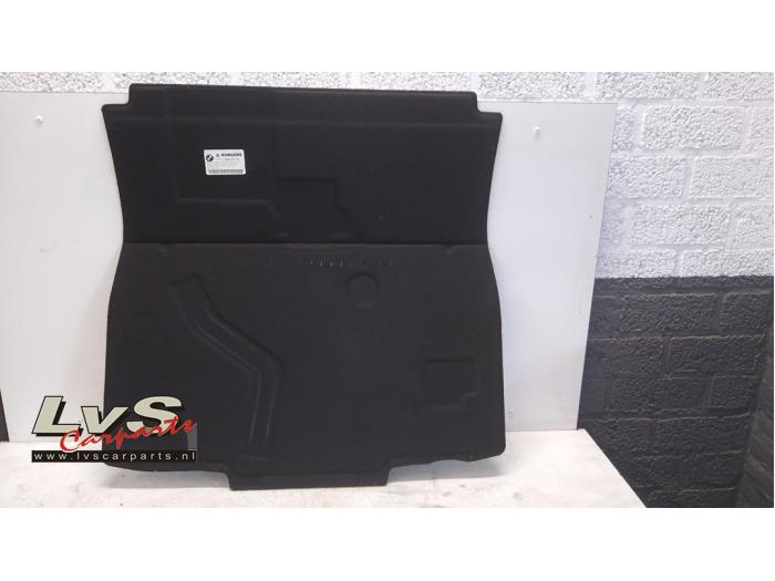 BMW 1-Série Coffre tapis
