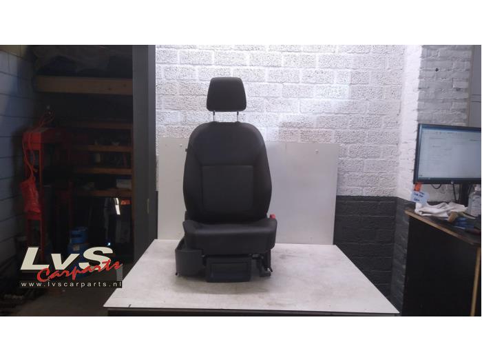 Skoda Fabia Siège droit