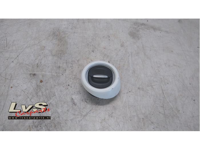 Renault Twingo Grille aération tableau de bord