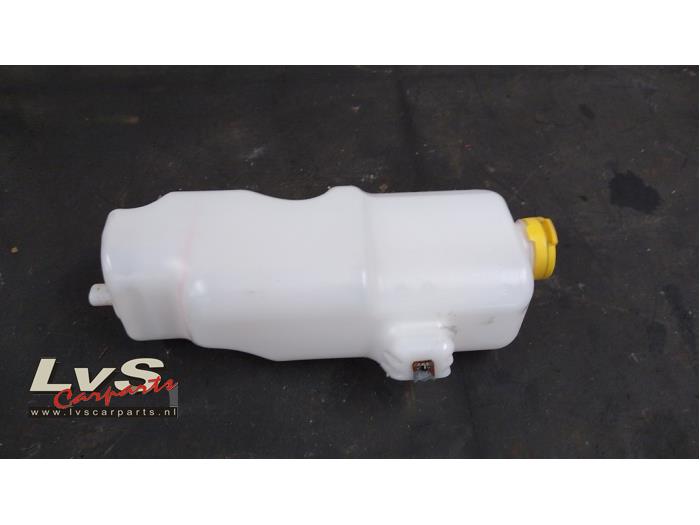 Renault Twingo Front windscreen washer reservoir
