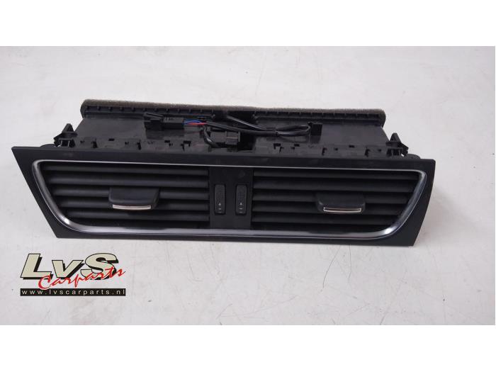 Audi A4 Dashboard vent