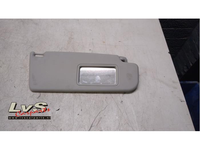 Volkswagen UP Pare-soleil