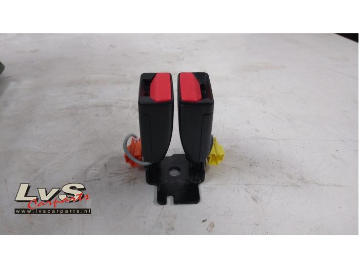 Volvo V40 Sicherheitsgurt Schließe links hinten