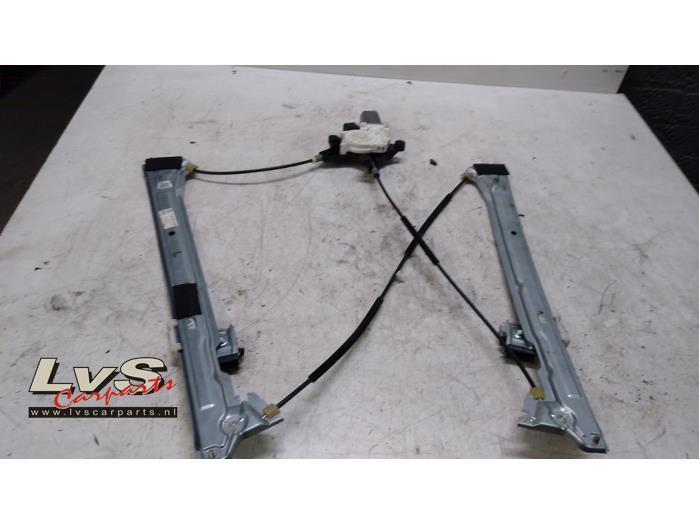 Mercedes Vito Fenstermechanik 2-türig links vorne