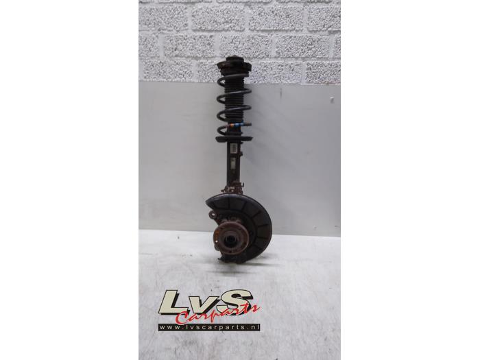 Volkswagen Golf Schokdemperpoot links-voor