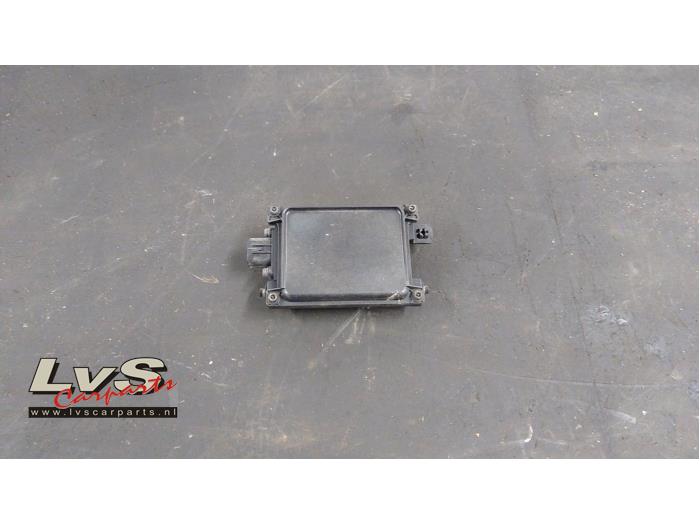 Lexus IS 300 Radar sensor