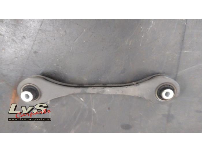 Audi A3 Reaktionsstange links hinten