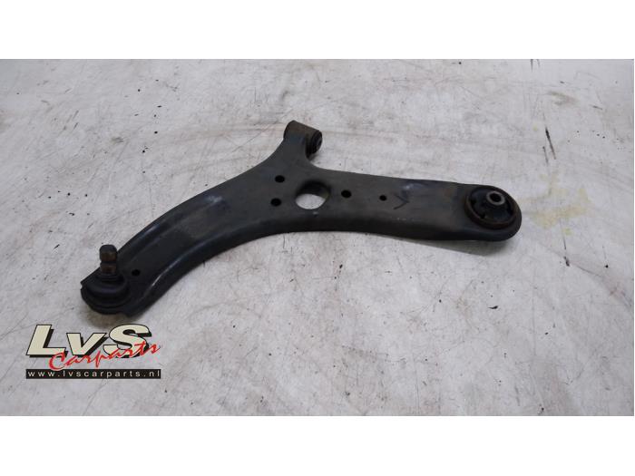 Kia Rio Bras de suspension avant gauche