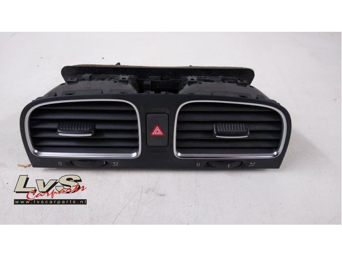Volkswagen Golf Dashboard vent