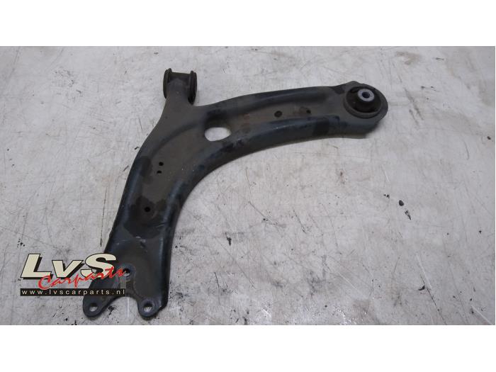 Volkswagen Passat Bras de suspension avant gauche