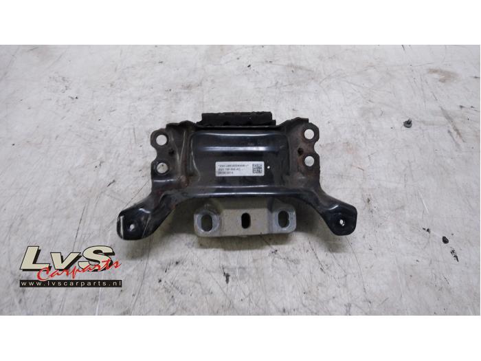 Volkswagen Golf Motorsteun
