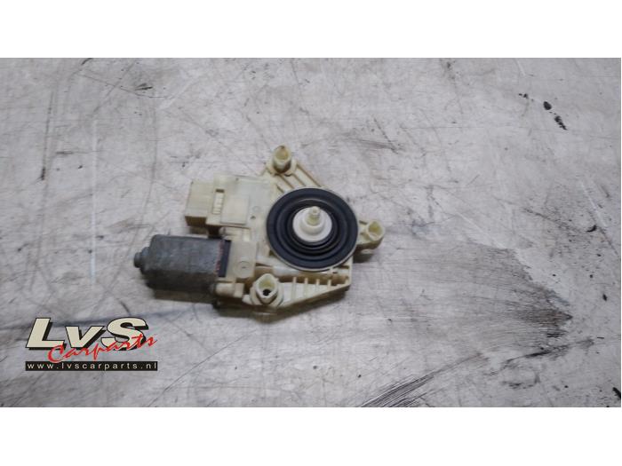 Volkswagen Golf Door window motor
