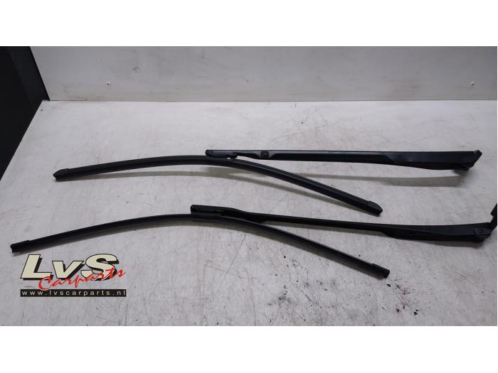 Seat Leon Bras essuie-glace avant