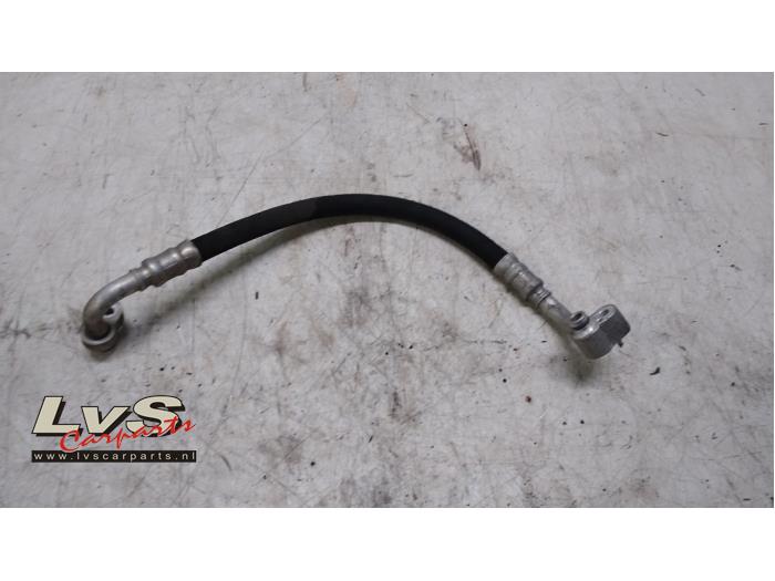 Volkswagen Polo Air conditioning line