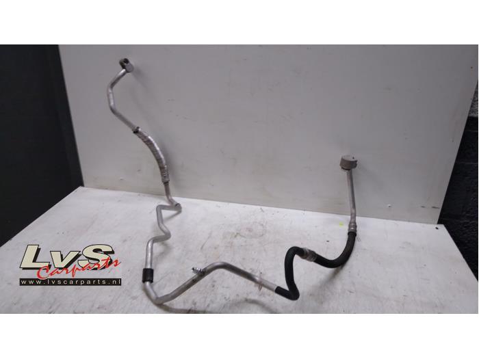 Volkswagen Polo Air conditioning line