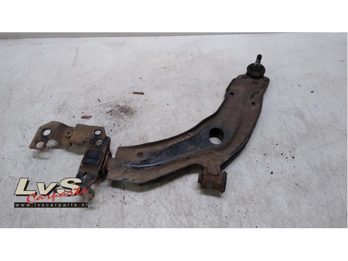 Fiat Doblo Bras de suspension avant gauche