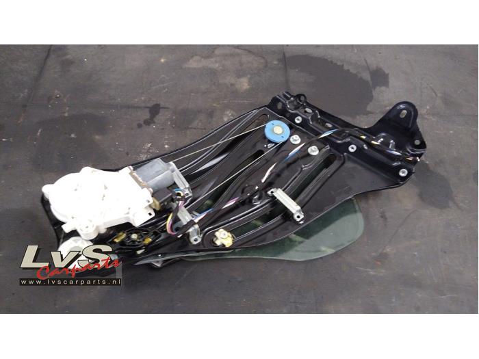 BMW Z4 Mécanique vitre 2portes arrière droite