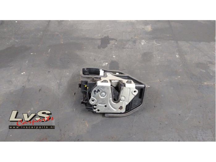 BMW 1-Serie Rear door mechanism 4-door, right