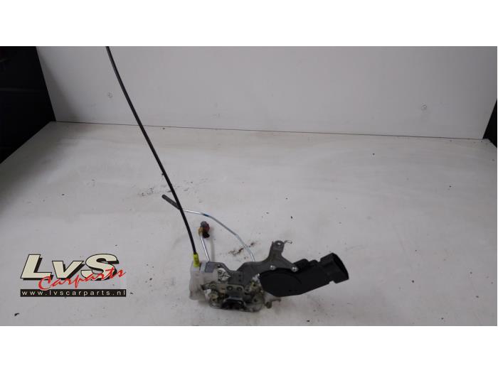 Toyota Aygo Deurslot Mechaniek 2Deurs links