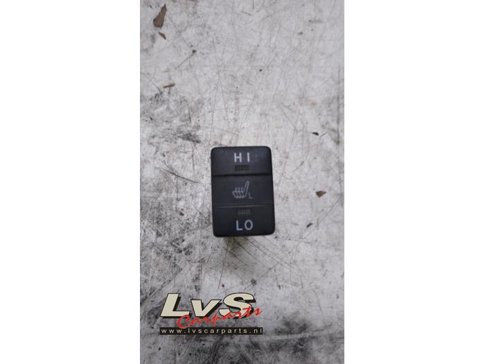 Toyota Auris Commutateur chauffage siège