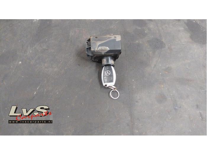 Mercedes CLA Zündschloss+Schlüssel