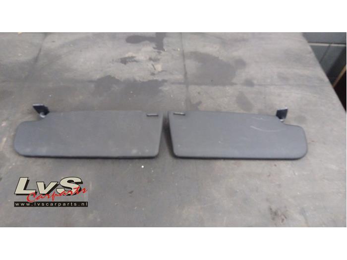 Volkswagen Golf Pare-soleil