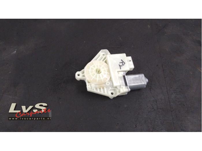 Skoda Fabia Moteur de vitre portière