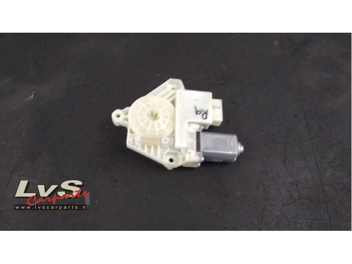 Skoda Fabia Moteur de vitre portière