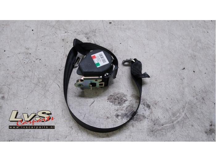 Audi A4 Sicherheitsgurt rechts hinten