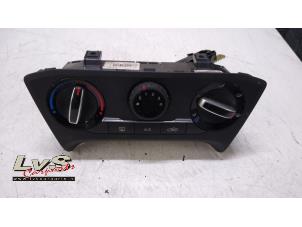 Begagnade Värmekontrollpanel Hyundai i20 (GBB) 1.2i 16V Pris € 55,00 Marginaltabell erbjuds av LvS Carparts