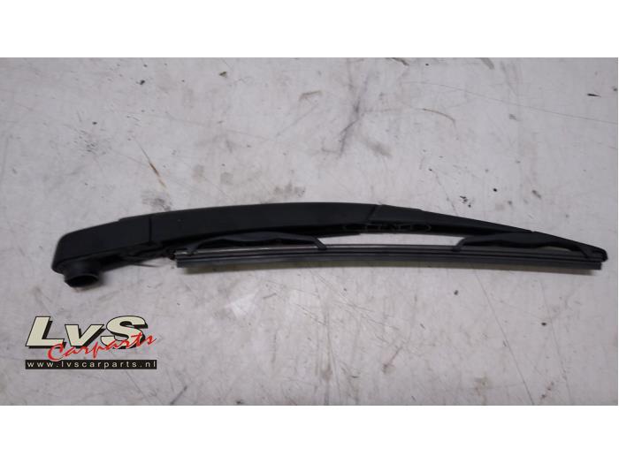 Hyundai I20 Rear wiper arm