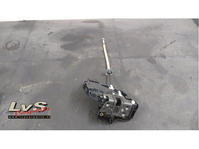 Landrover Range Rover Sport Deurslot Mechaniek 4Deurs rechts-achter