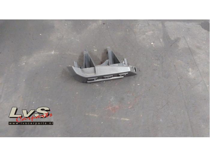 Landrover Range Rover Sport Steering wheel mounted radio control