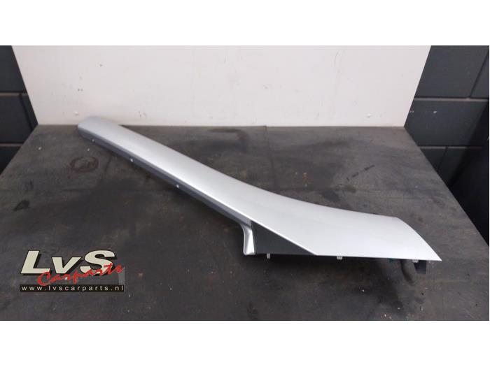 Renault Scenic Protection montant A droit