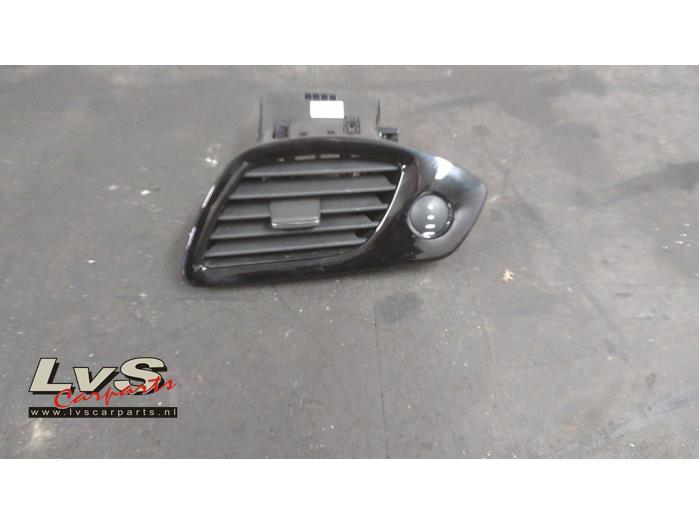 Renault Scenic Grille aération tableau de bord