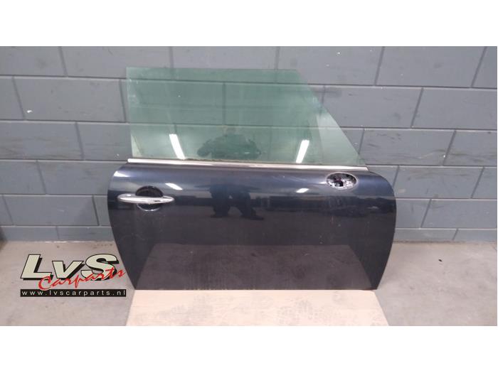 Mini ONE Door 2-door, right