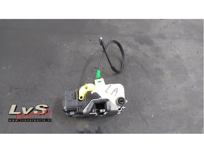 Opel Insignia Rear door lock mechanism 4-door, left