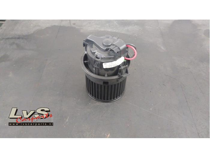 Peugeot 208 Moteur de ventilation chauffage