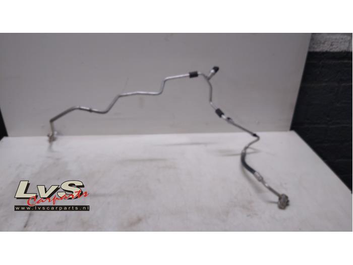 Volkswagen Polo Air conditioning line