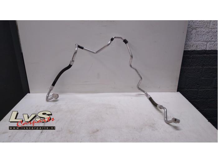 Volkswagen Polo Air conditioning line